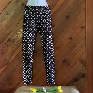 Women’s Black with White Hearts Leggings